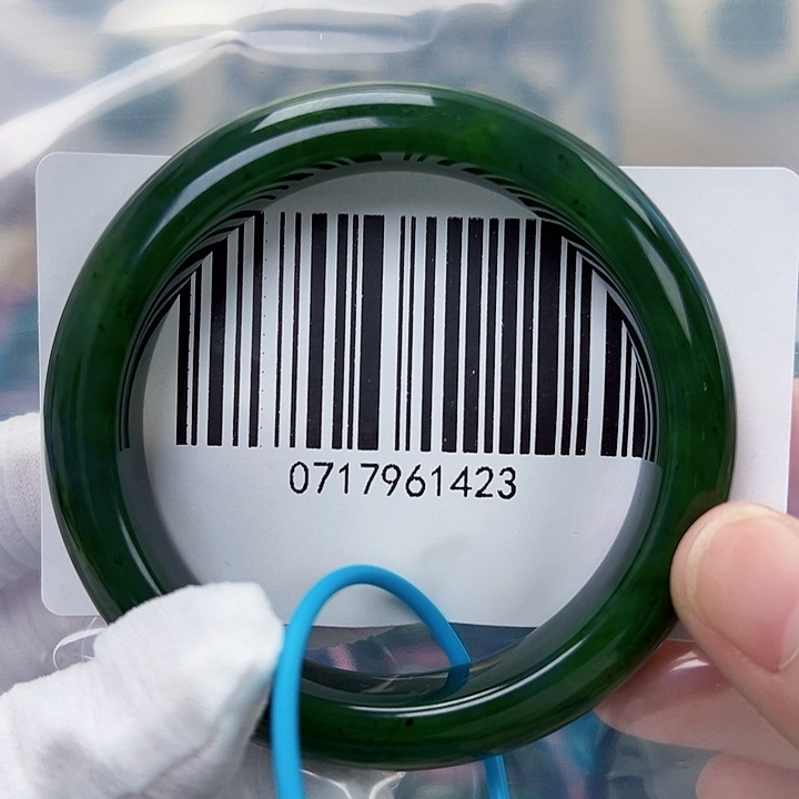 未镶嵌手镯和田玉微瑕51