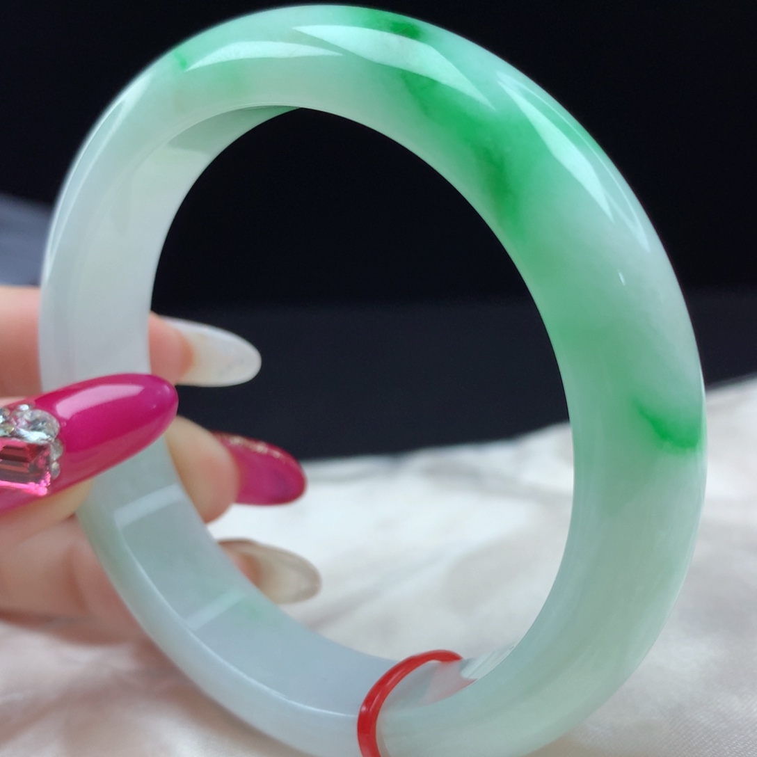 未镶嵌手镯翡翠96784，