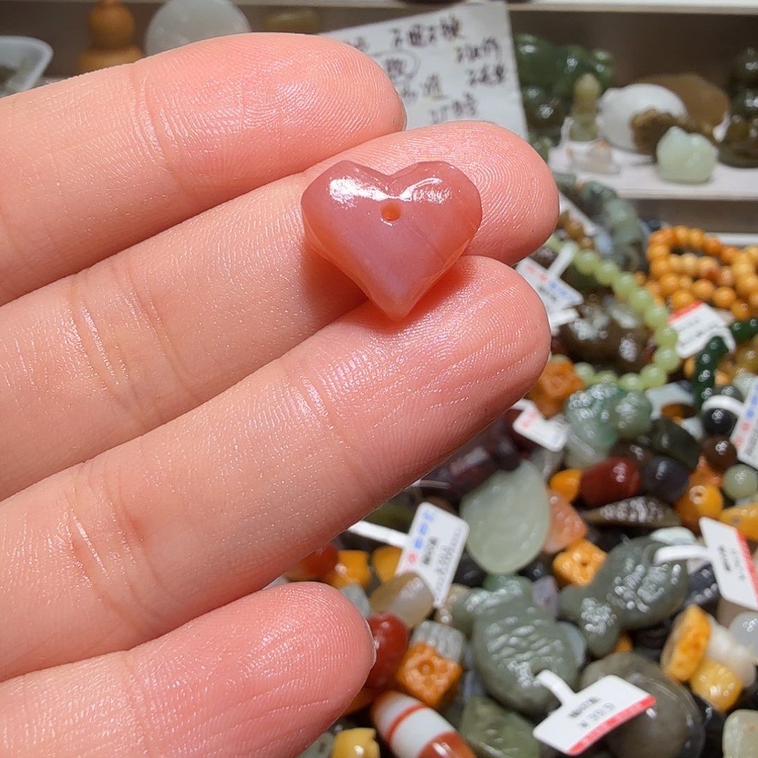 和田玉未镶嵌珠宝奇石