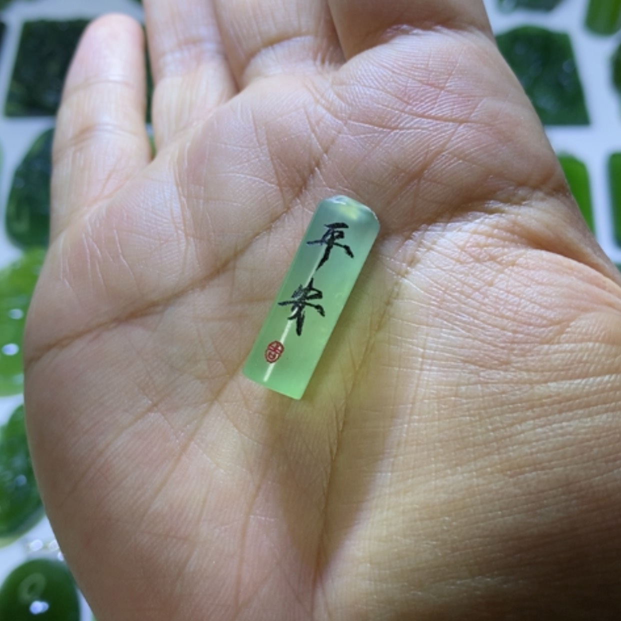 【闪购商品】蛇纹石玉颈饰未镶嵌