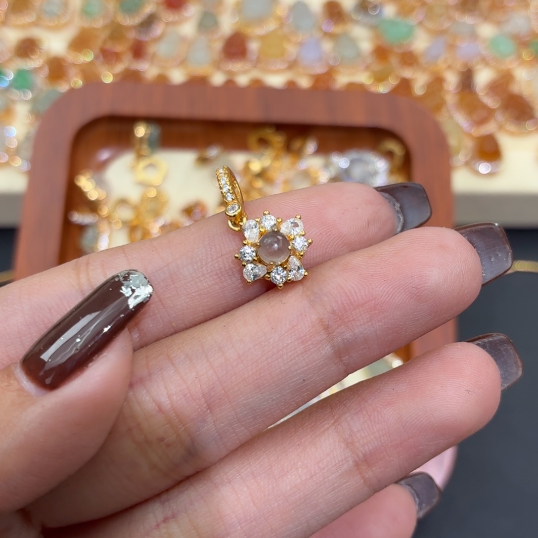 安***翡翠银S925镶嵌颈饰滴流