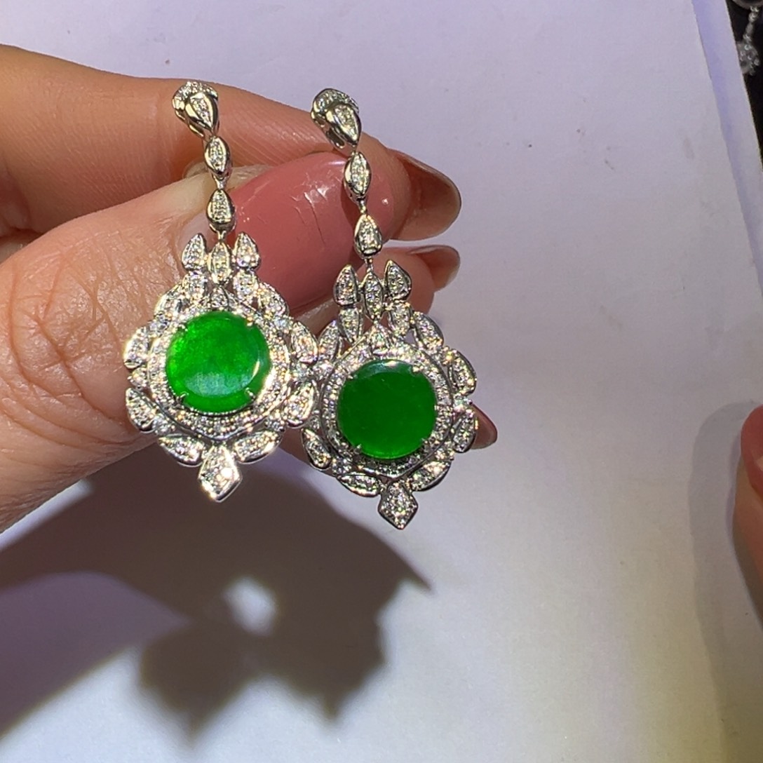 翡翠颈饰18K金镶嵌耳环