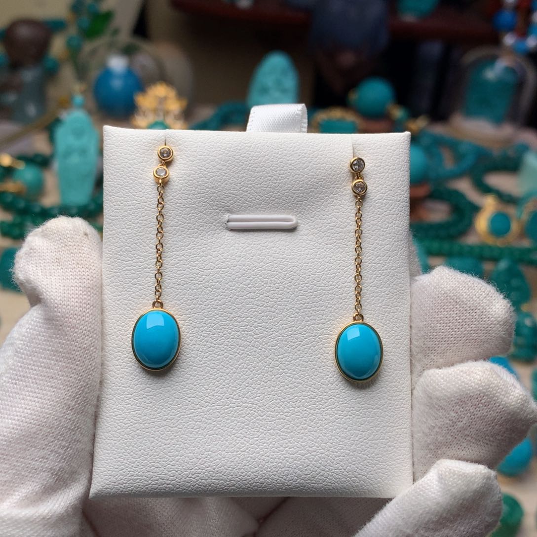 18K金镶嵌绿松石耳饰