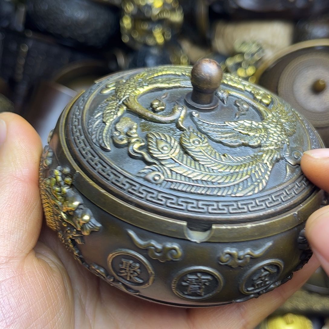 精美铜器，做工精致