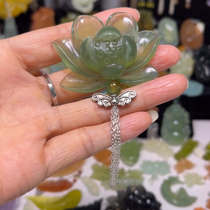 蛇纹石玉未镶嵌吊坠(赠链)