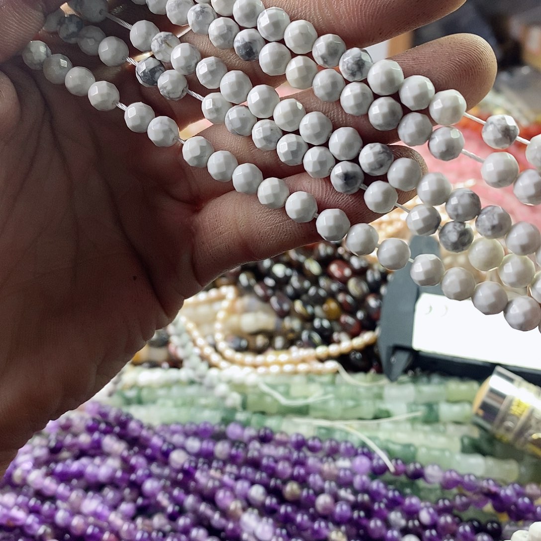 玛瑙/玉髓珠宝半成品合金一条天然6mm切面白松石圆珠A245