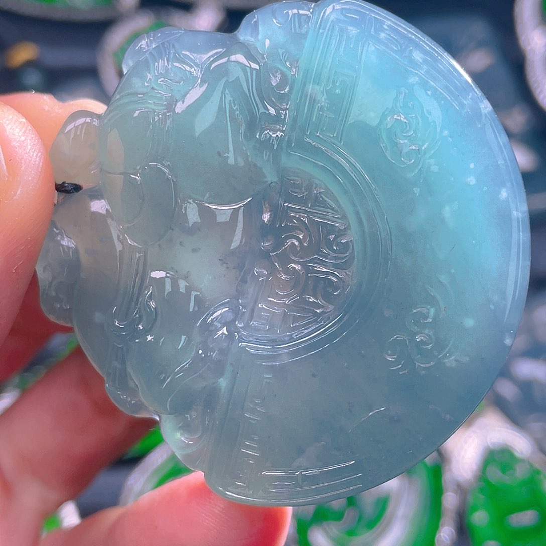 颈饰未镶嵌翡翠翡翠