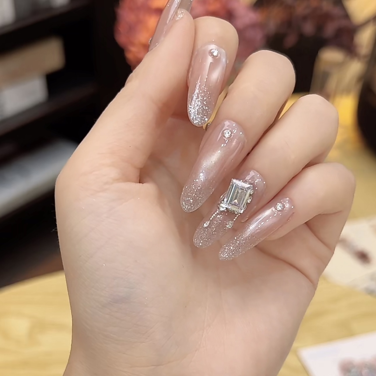 【闪闪-孤品微瑕NO退换补】鹿鹿家-纯手工穿戴甲