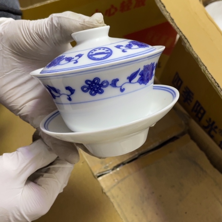 蹲***墩摆件陶瓷盘子碗砂锅都有