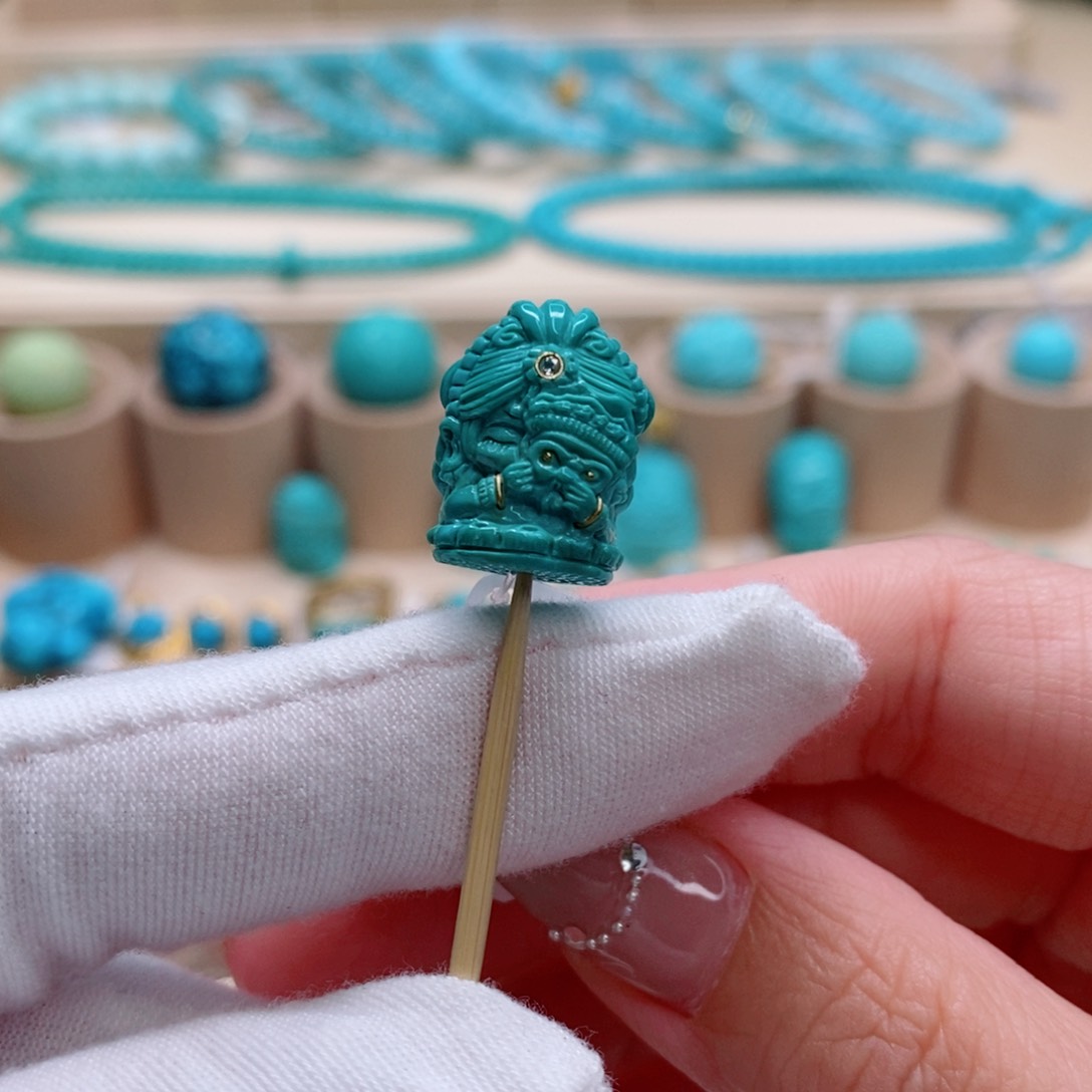 绿松石珠宝奇石未镶嵌