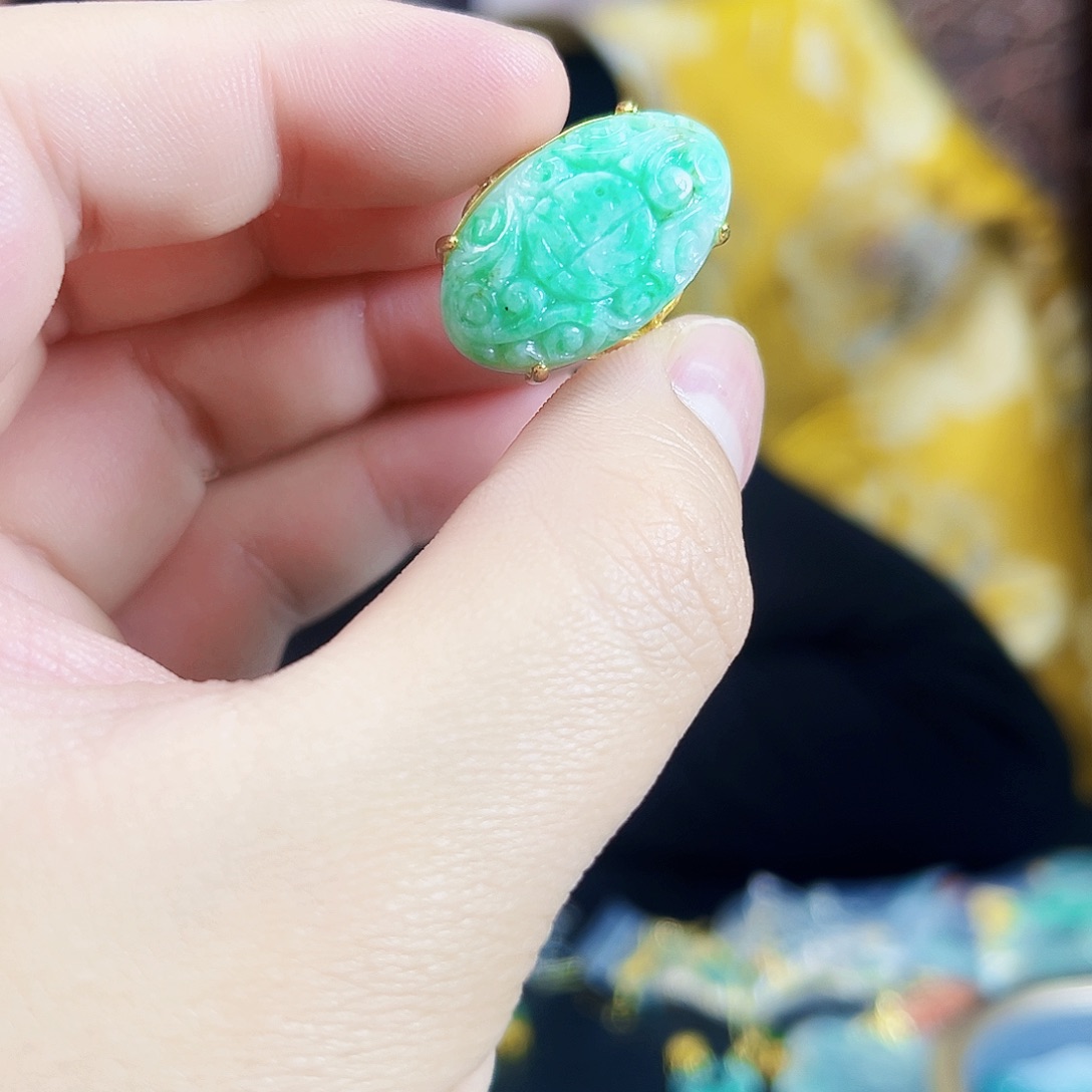 翡翠银S925镶嵌颈饰戒指