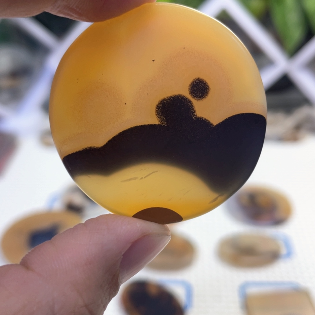 玛瑙/玉髓颈饰未镶嵌