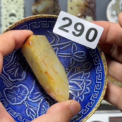 摆件瓷器制作过程是根据材料制作材料制