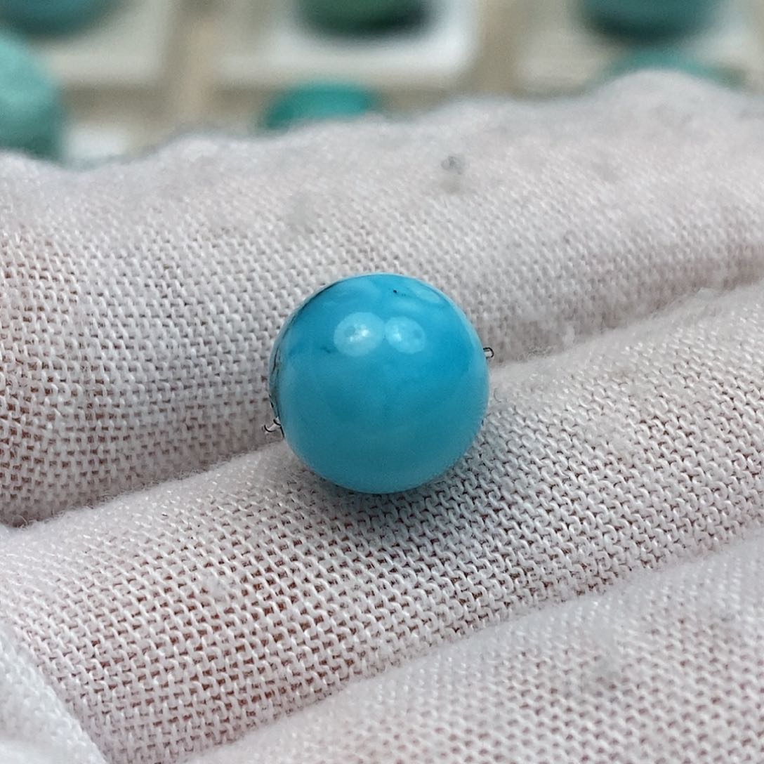 绿松石配饰未镶嵌帅**裂