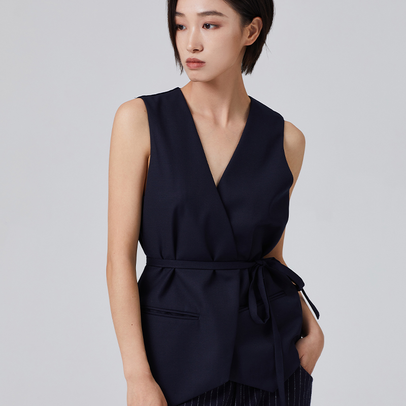 设计师款气质显瘦马甲女2021秋冬新款外套无袖背心系带