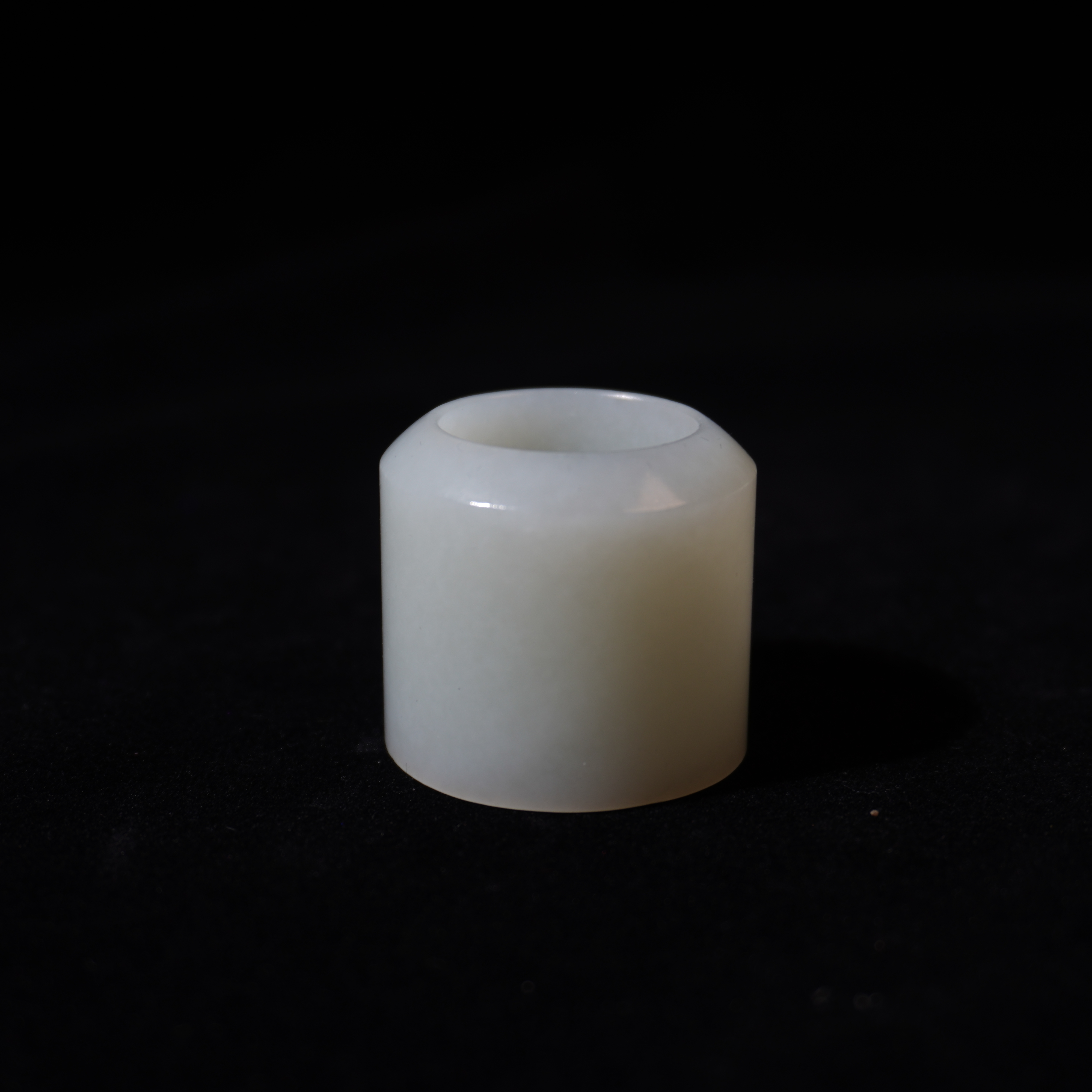 10NL8 清 和田玉扳指