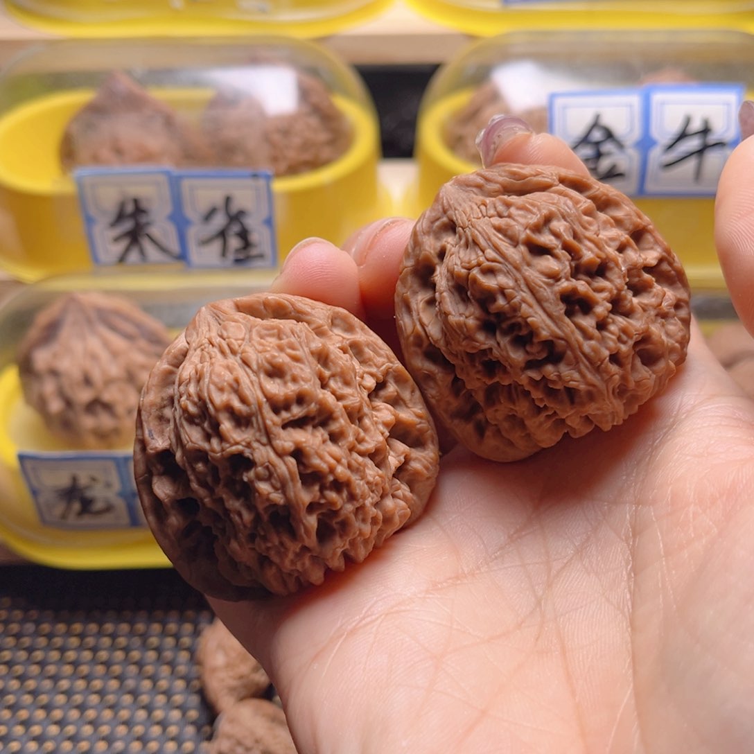 文玩核桃把件南疆