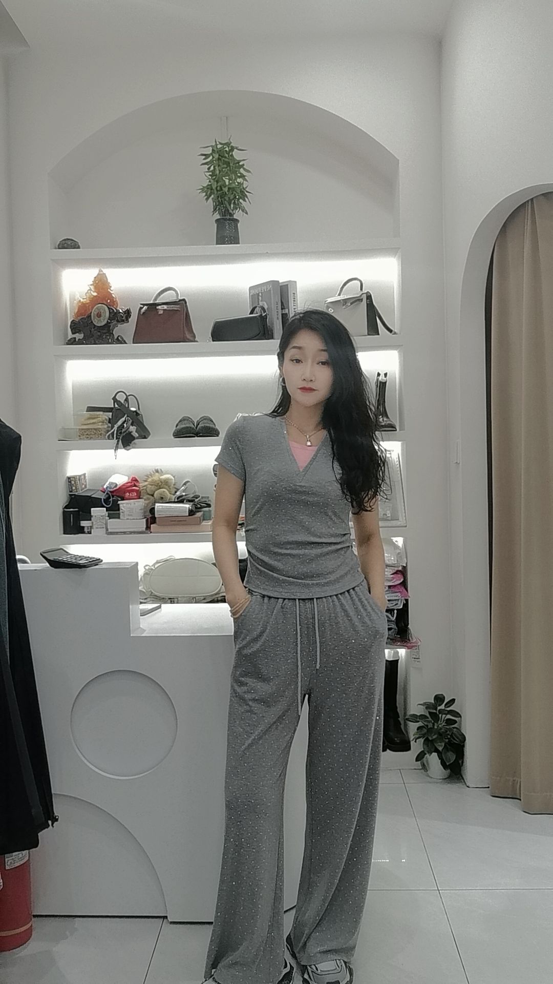 25夏设计师款高级灰色烫钻套装