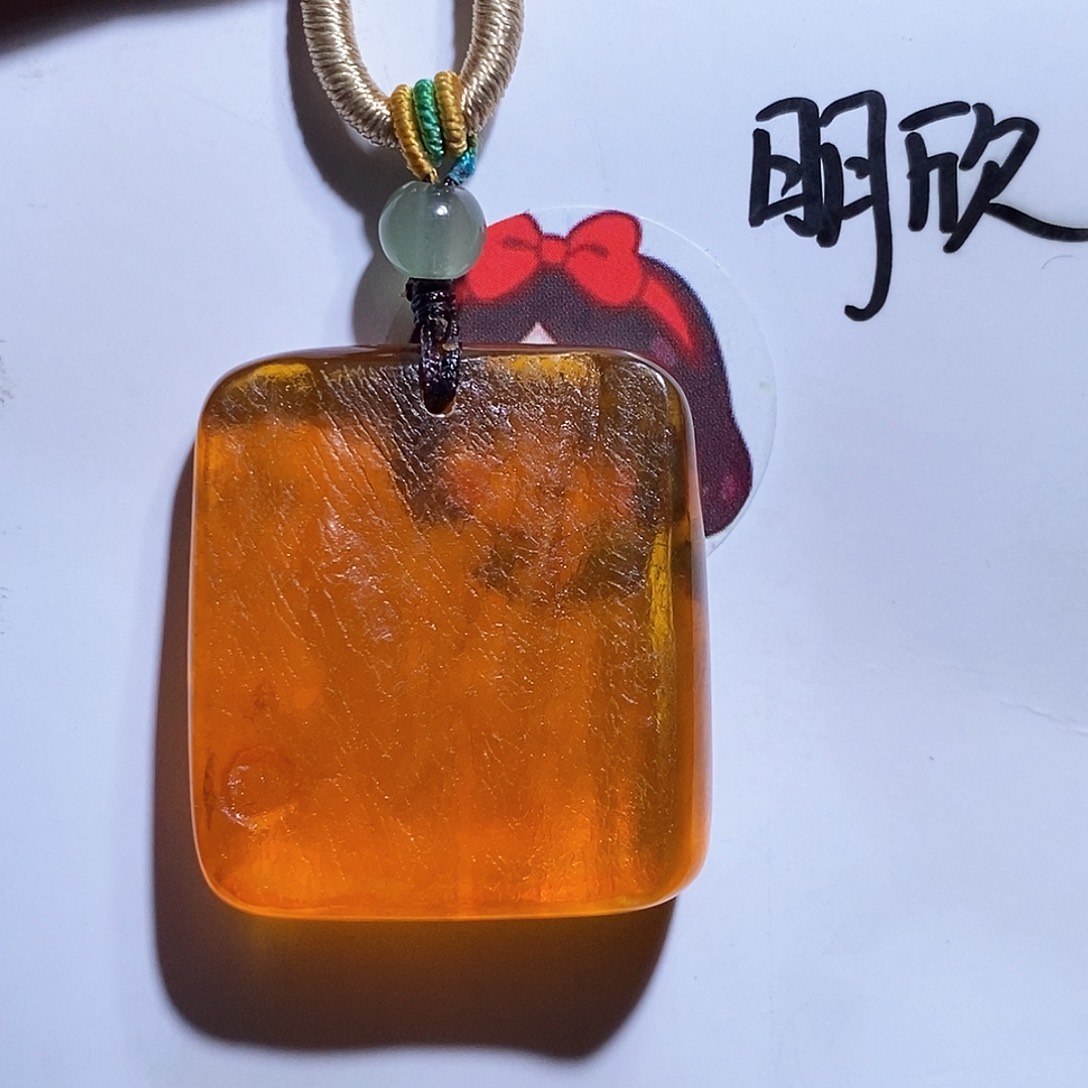 琥珀未镶嵌珠宝奇石