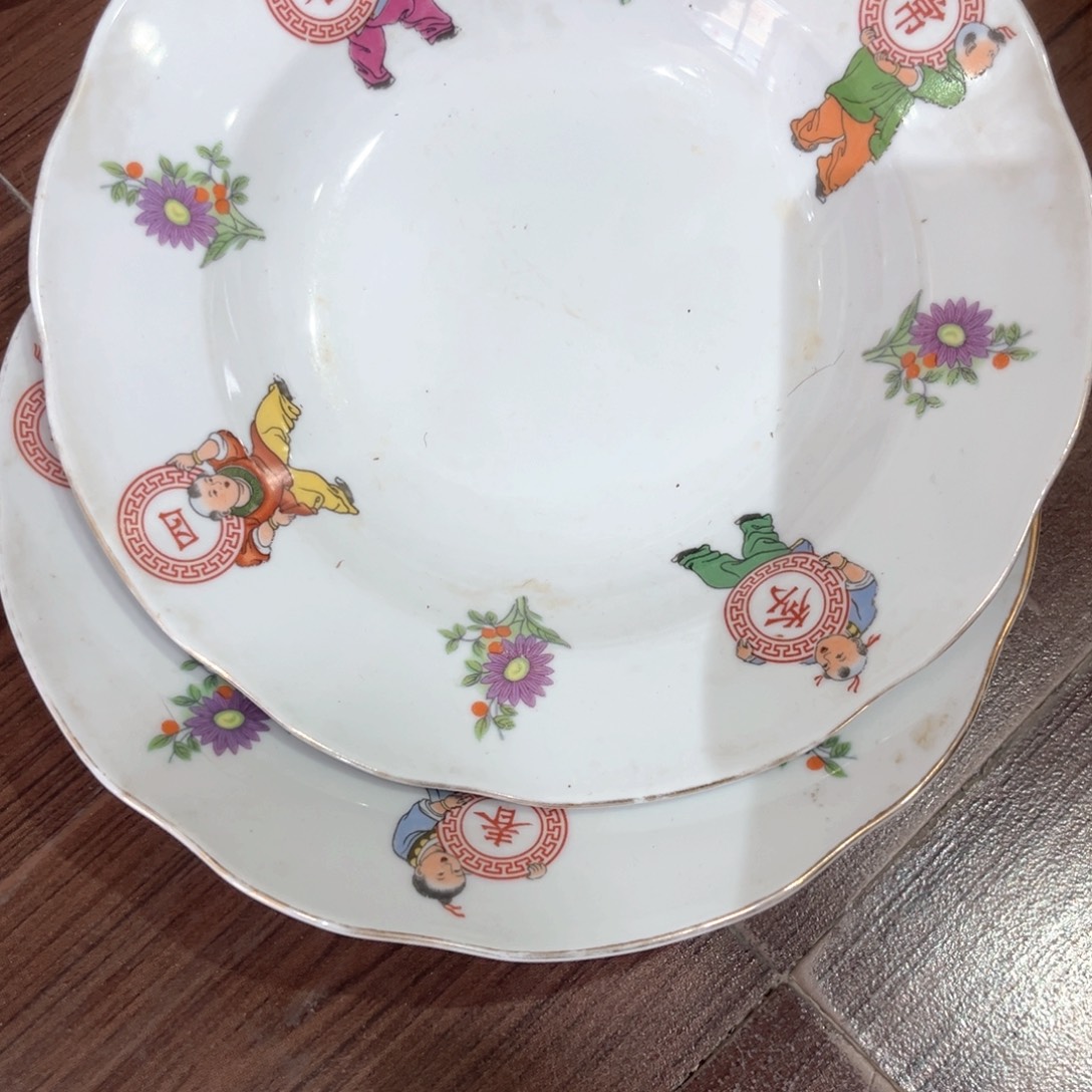 景德镇陶瓷经景德镇