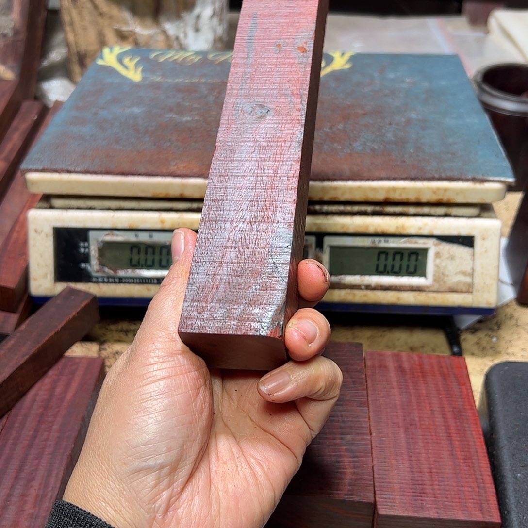 A***7檀香紫檀（小叶紫檀）