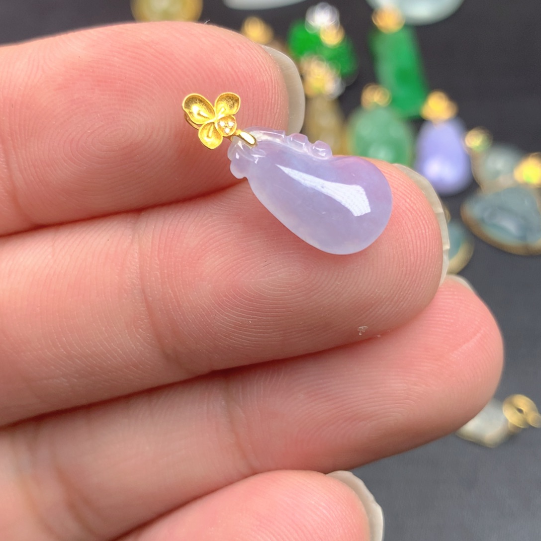 【闪购商品】颈饰18K金镶嵌翡翠翡翠