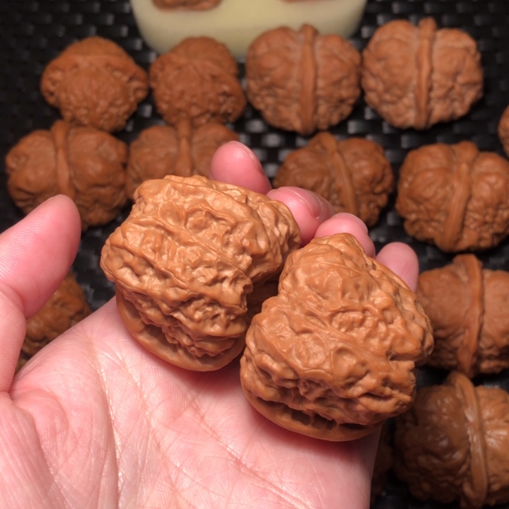 文玩核桃把件暴力肌肉40