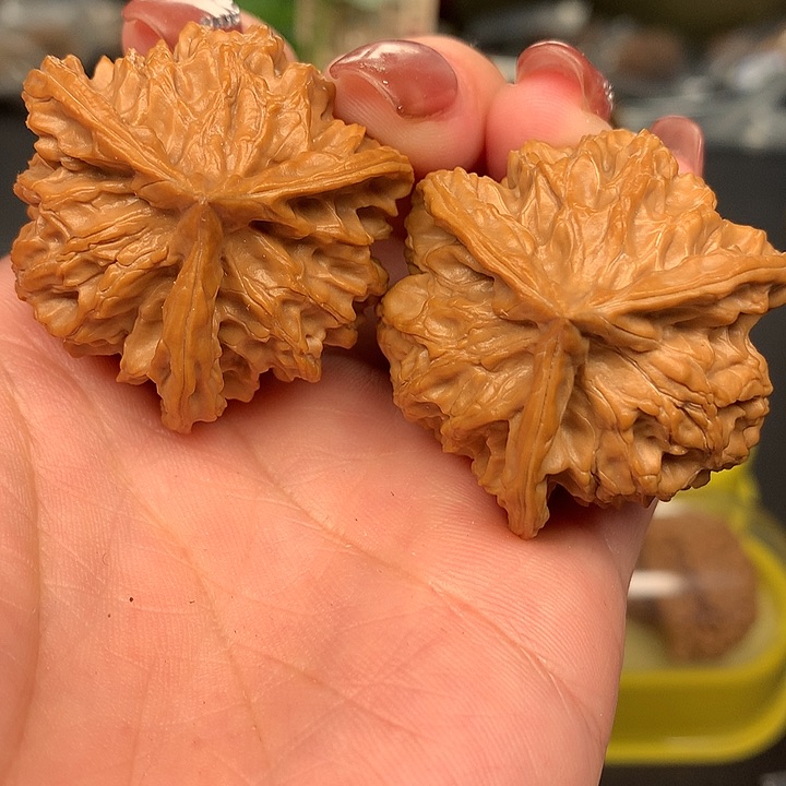 文玩核桃吊坠11三棱