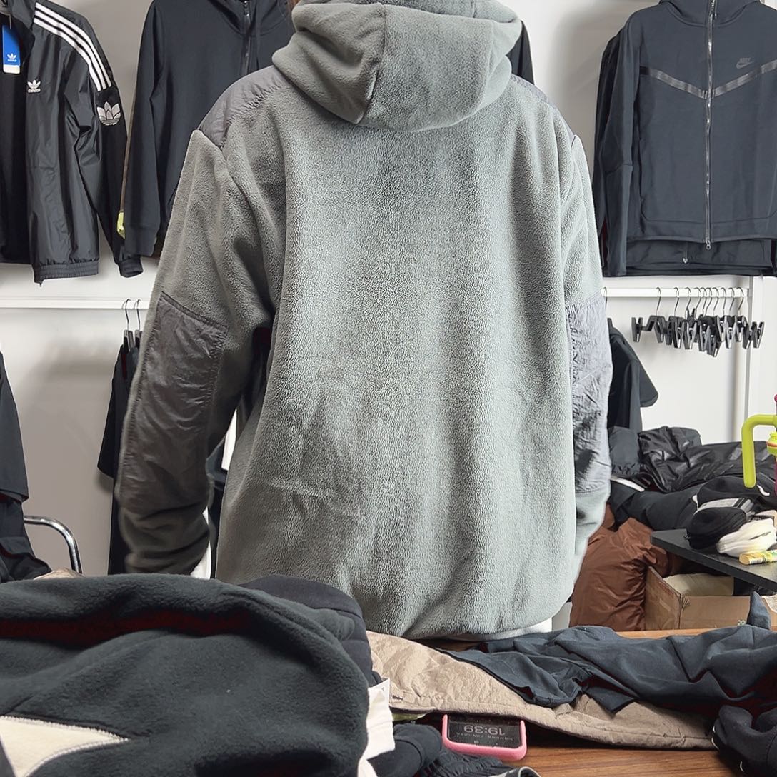 4883灰色XL码160-180斤不退换