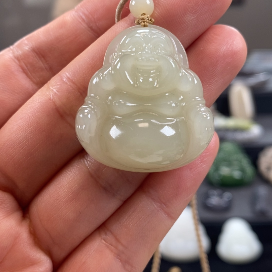 颈饰未镶嵌和田玉