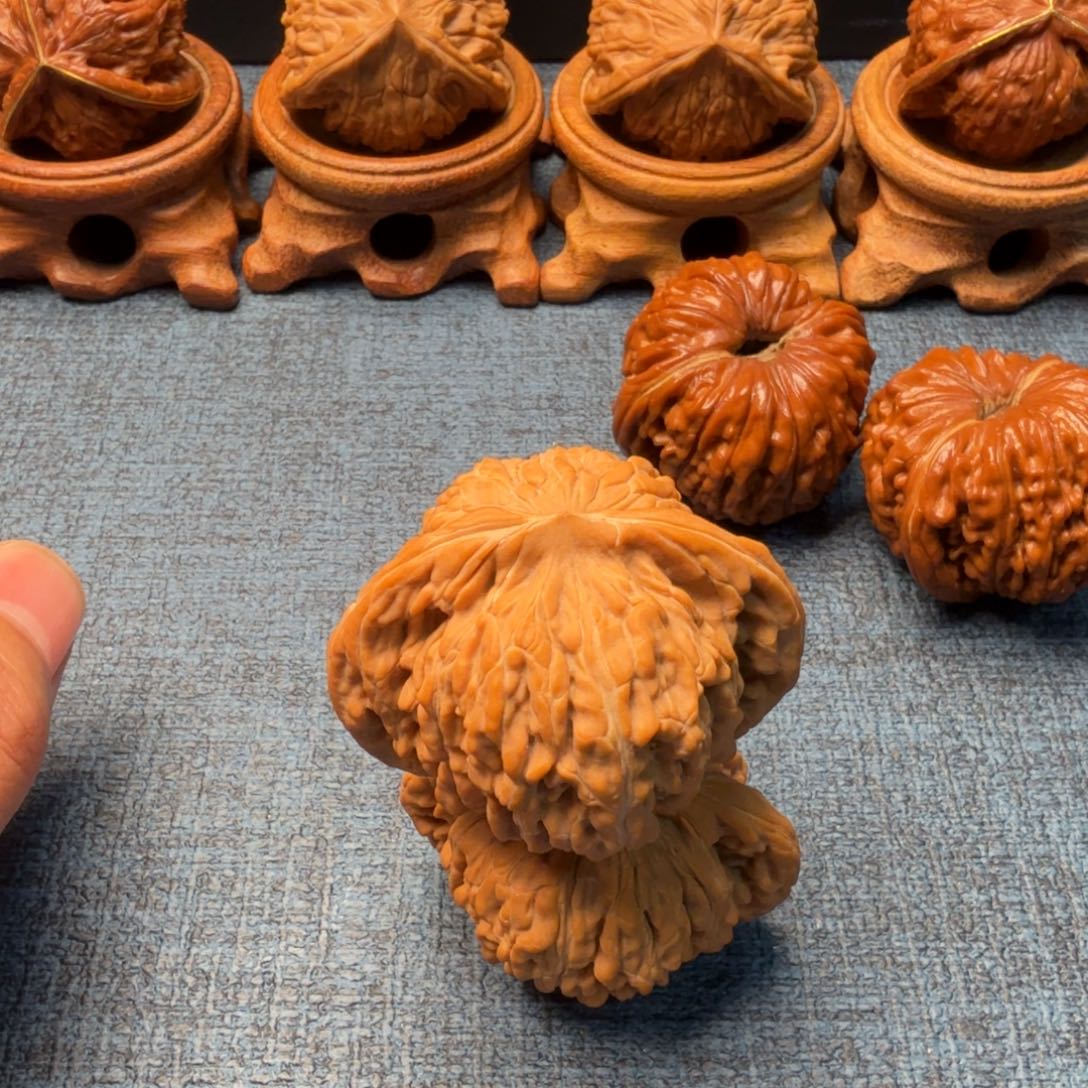 猴头核桃把件雷*子汗高楼44尺寸33