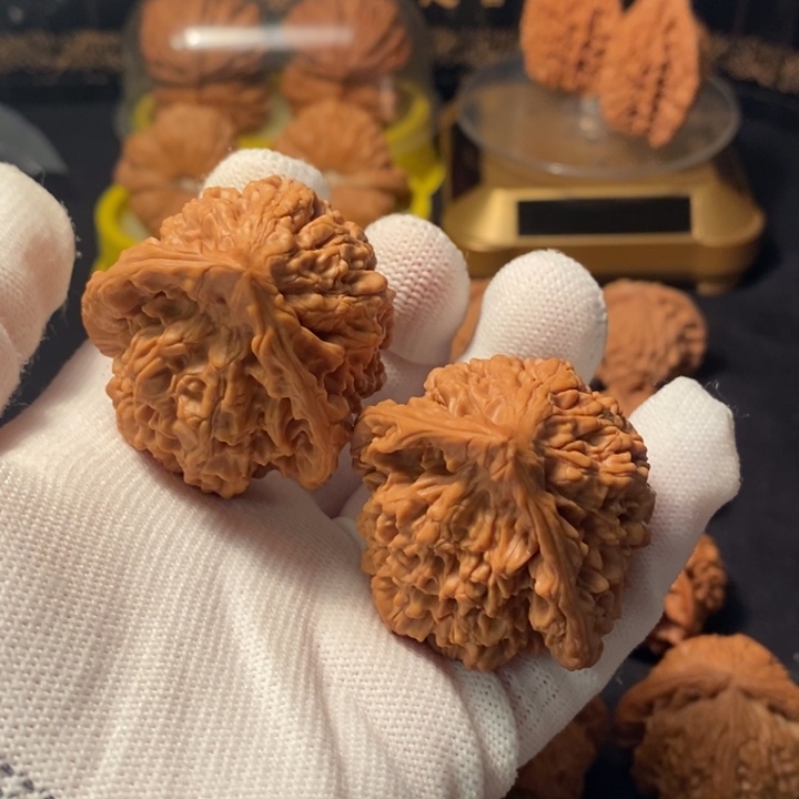 文玩核桃吊坠官帽佛肚