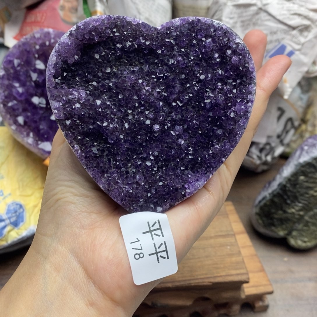 水晶未镶嵌大型摆件（非配饰）