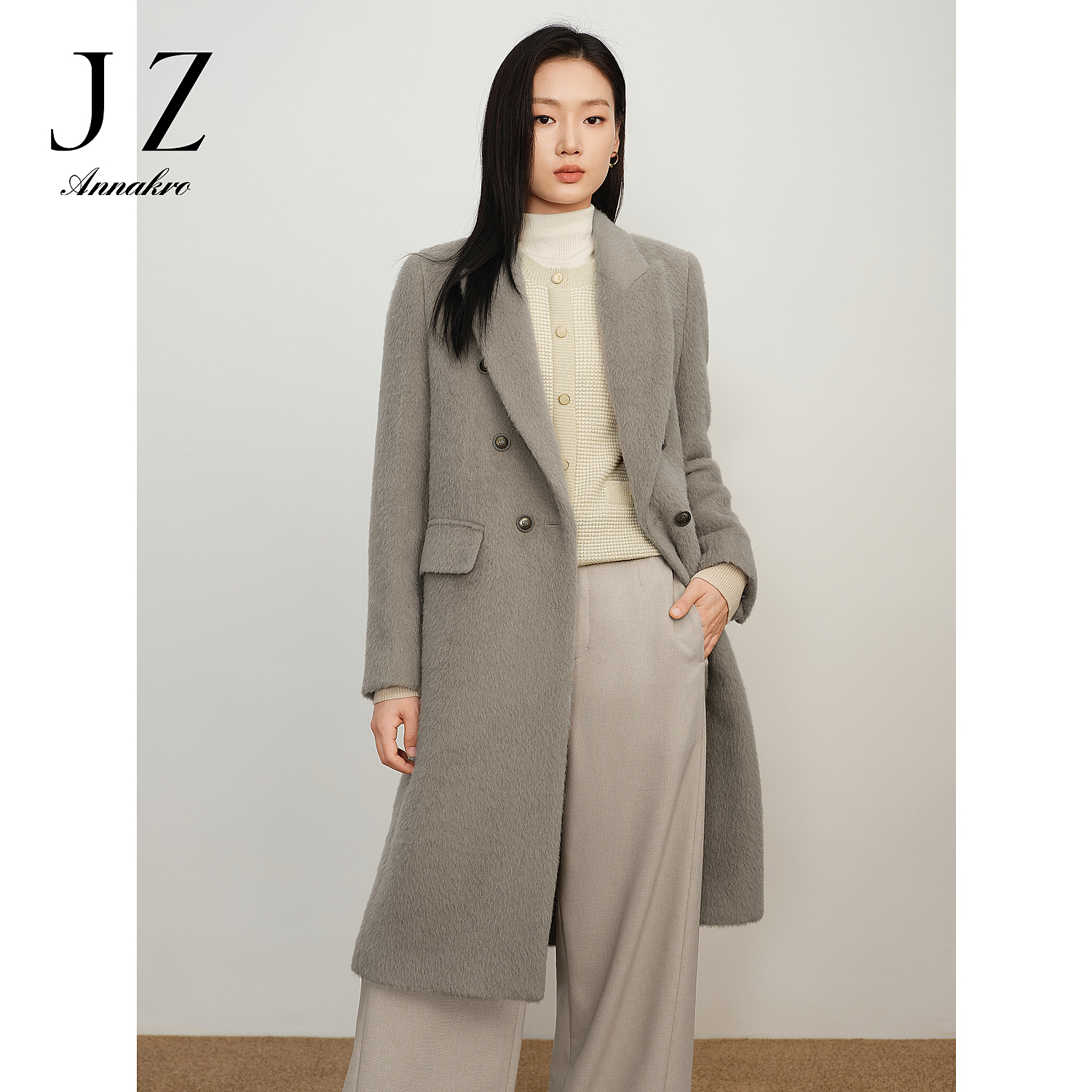 【丽公主专属】玖姿·安娜蔻JTDD72124绒感双排扣驳领羊毛长大衣女冬