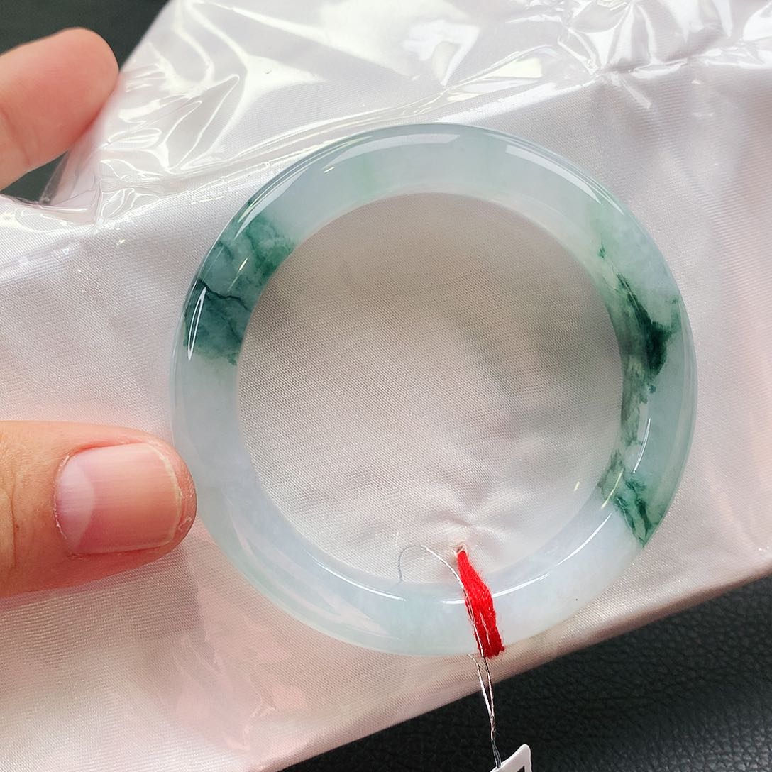 未镶嵌手镯翡翠天然翡翠手镯