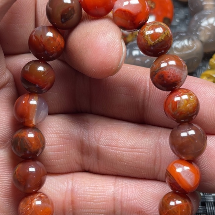 无***虚玛瑙/玉髓未镶嵌颈饰