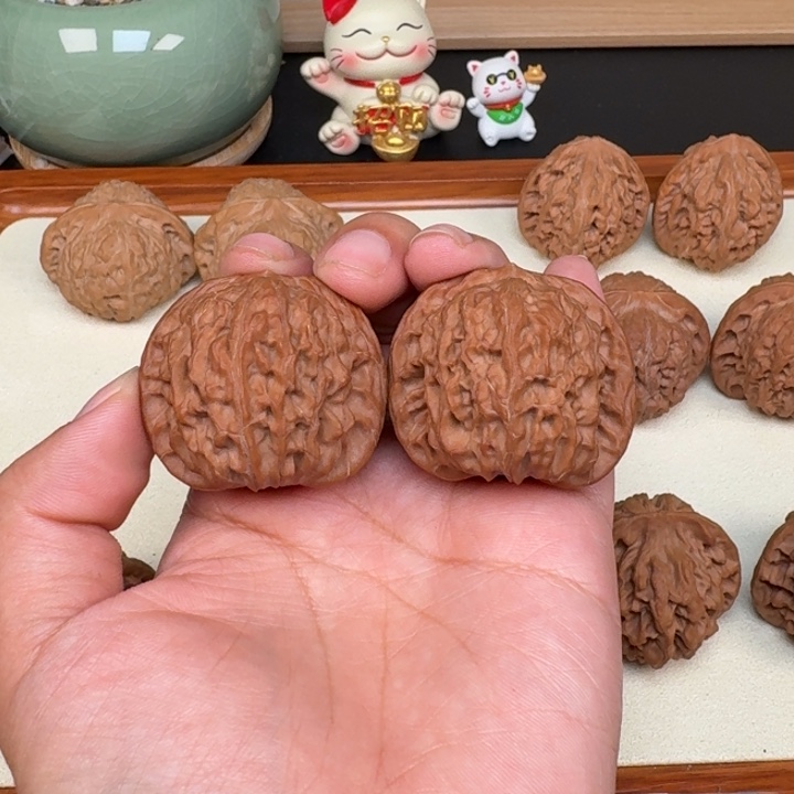 和***葵把件文玩核桃全品正磨40