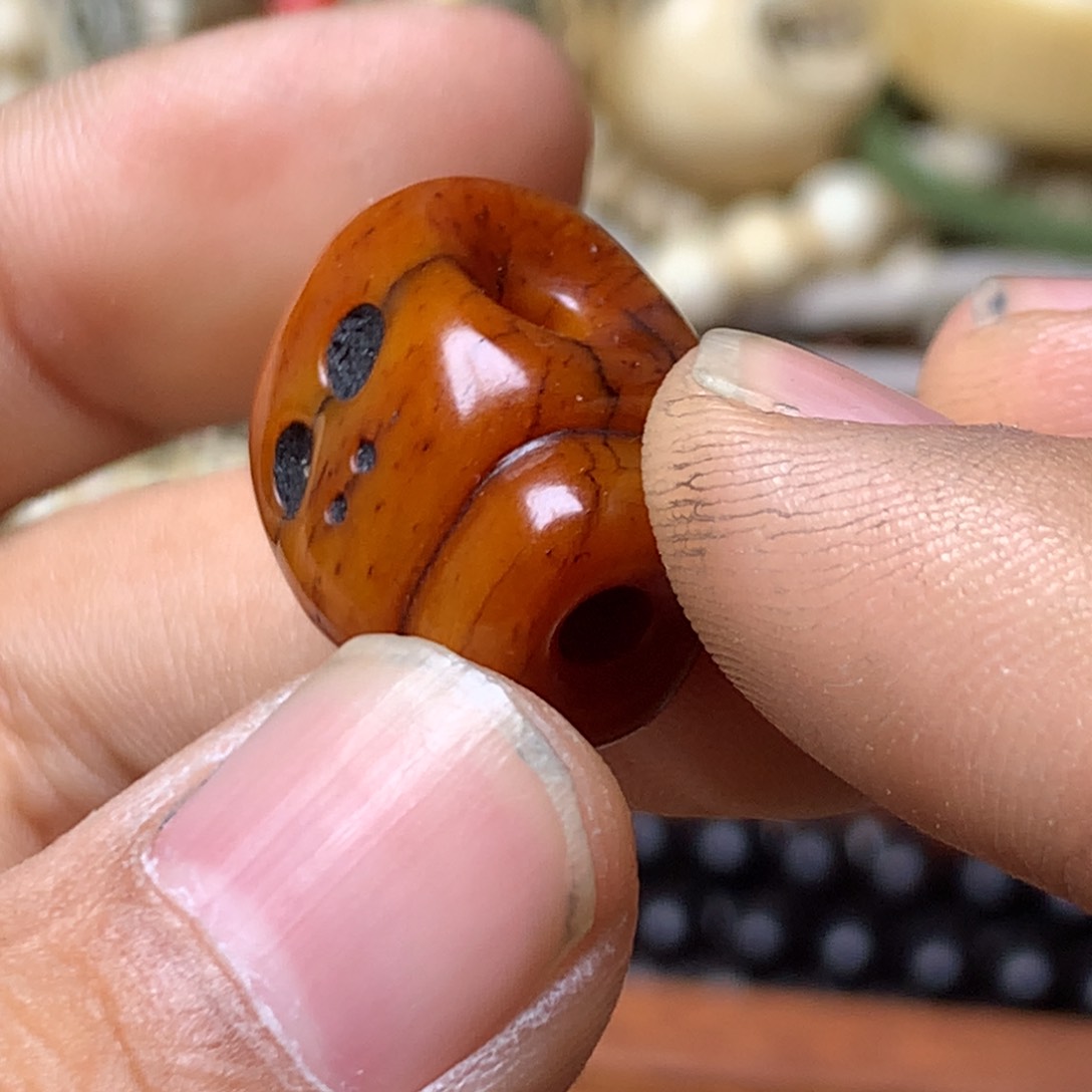 琉璃颈饰藏传小元素