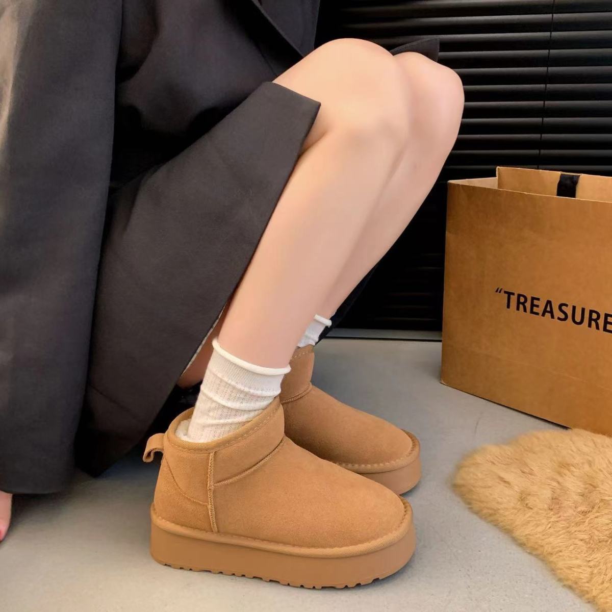 2024年新款雪地靴女冬季加绒加厚棉靴厚底棉鞋5853