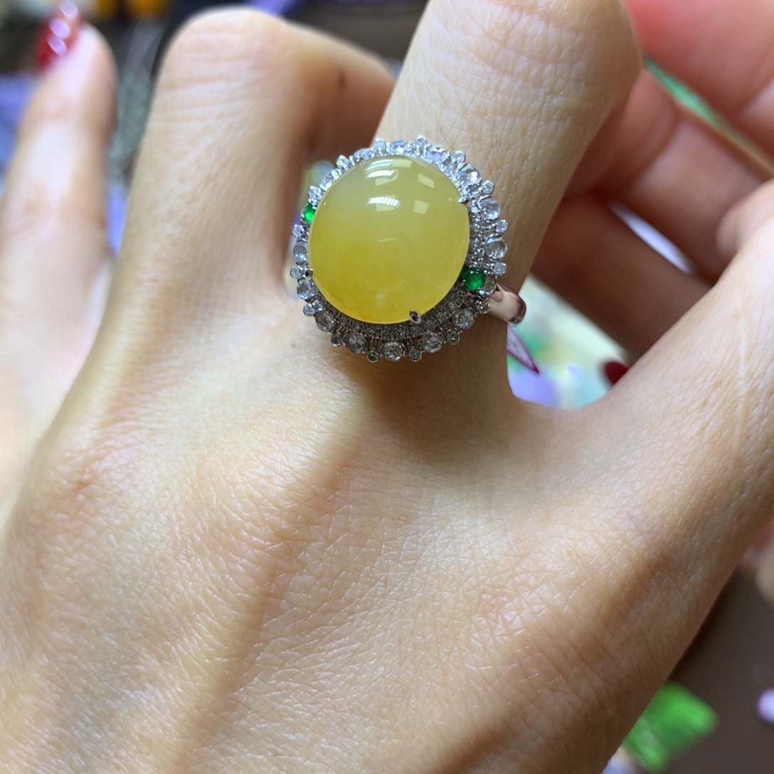 【闪购商品】翡翠颈饰18K金镶嵌翡翠