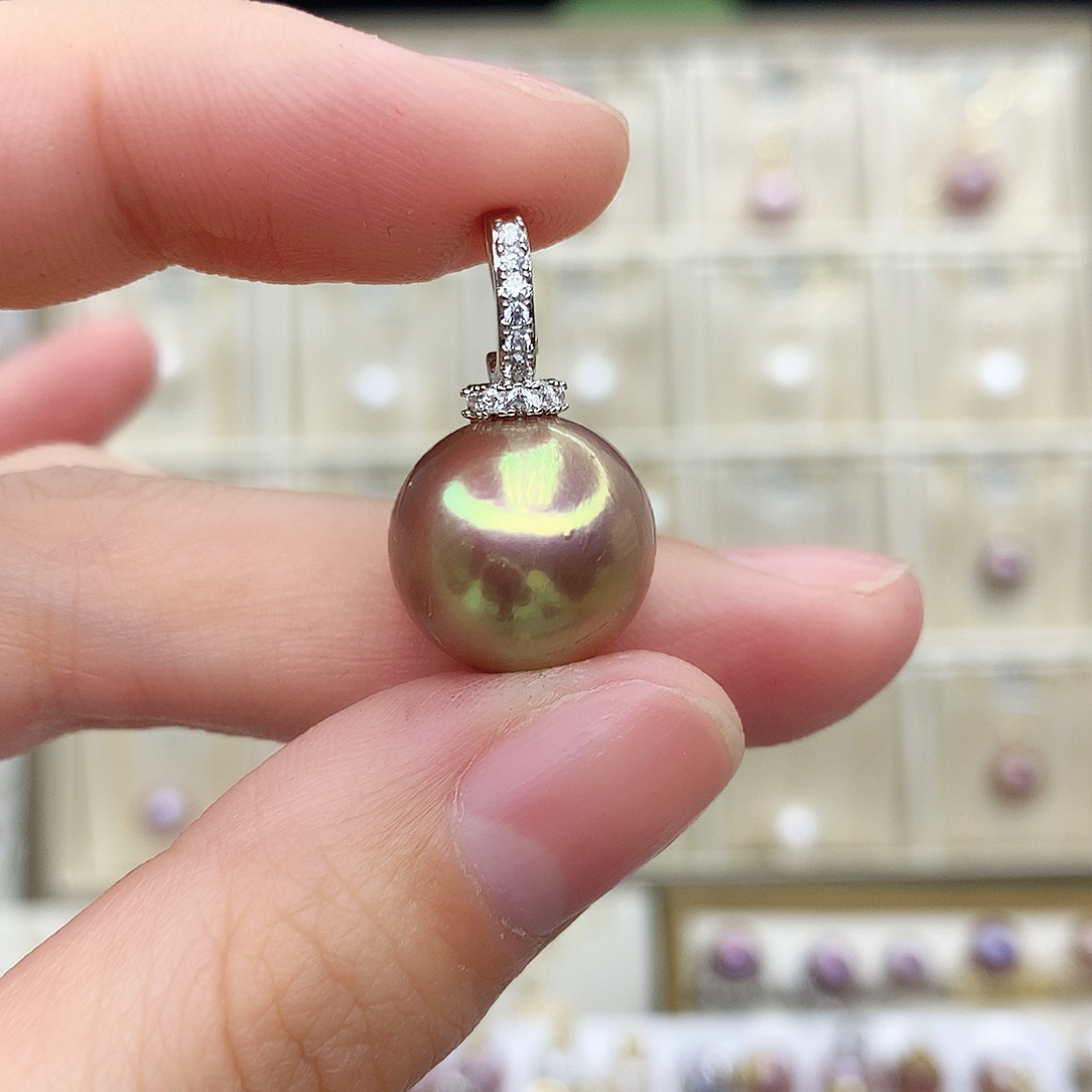 淡水珍珠吊坠(赠链)合金