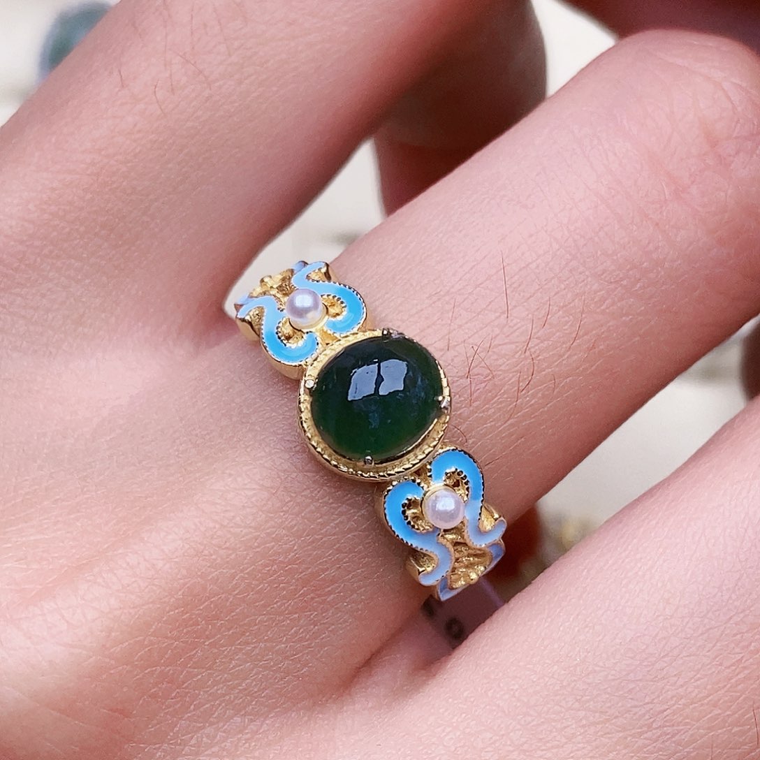 翡翠戒指银S925镶嵌翡翠戒指银S925镶嵌