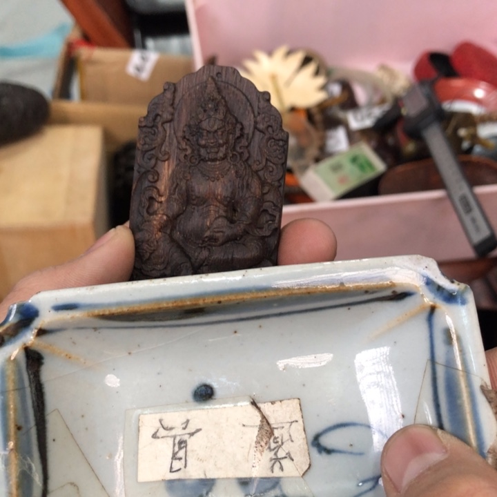 陶瓷孤品单件车里拍