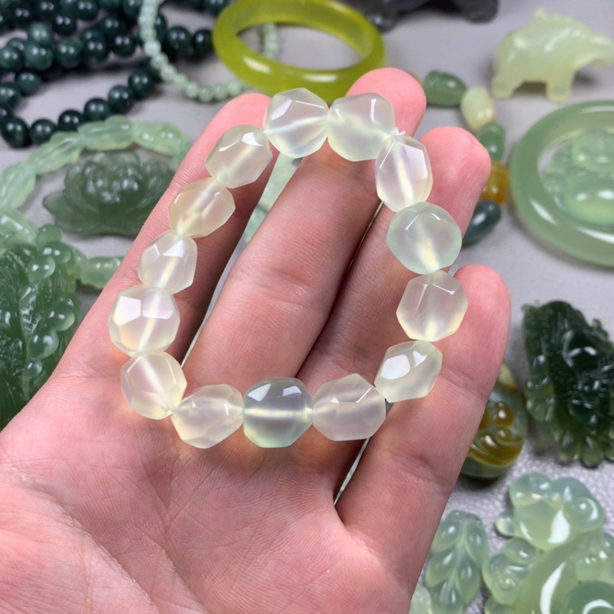 【闪购商品】蛇纹石玉未镶嵌岫玉拍两单（1单无效）日**日