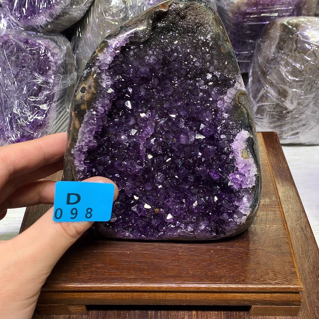 紫晶大型摆件（非配饰）未镶嵌
