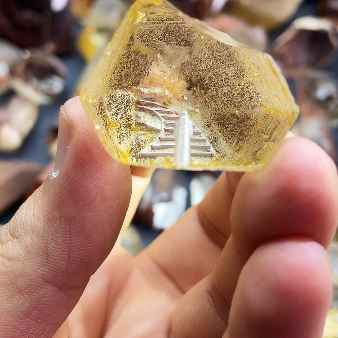 水晶未镶嵌珠宝半成品