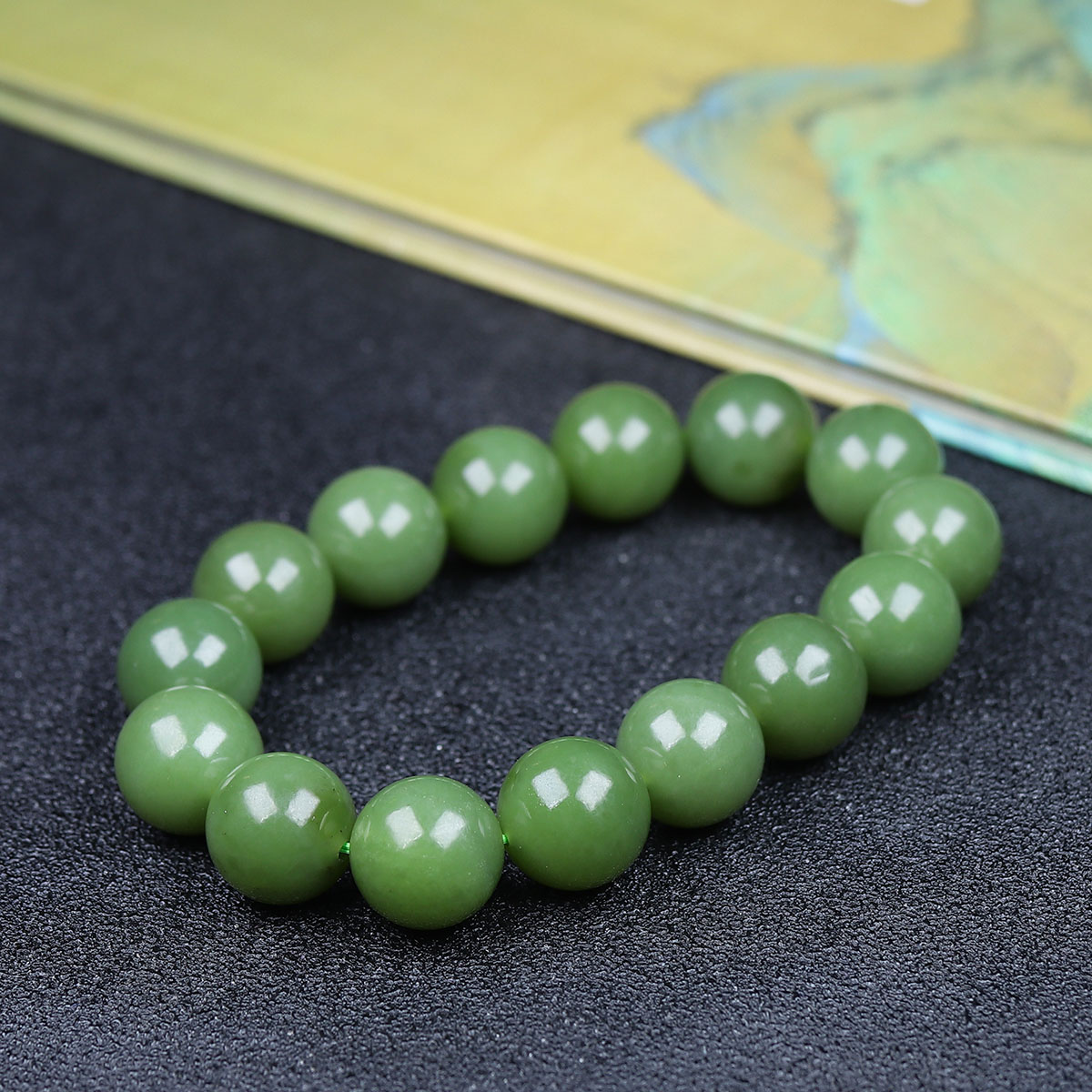 112874和田玉圆珠手串