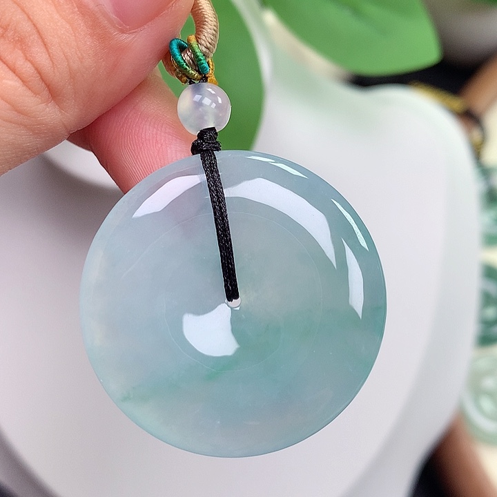 颈饰未镶嵌翡翠平安扣 35x6.2mm