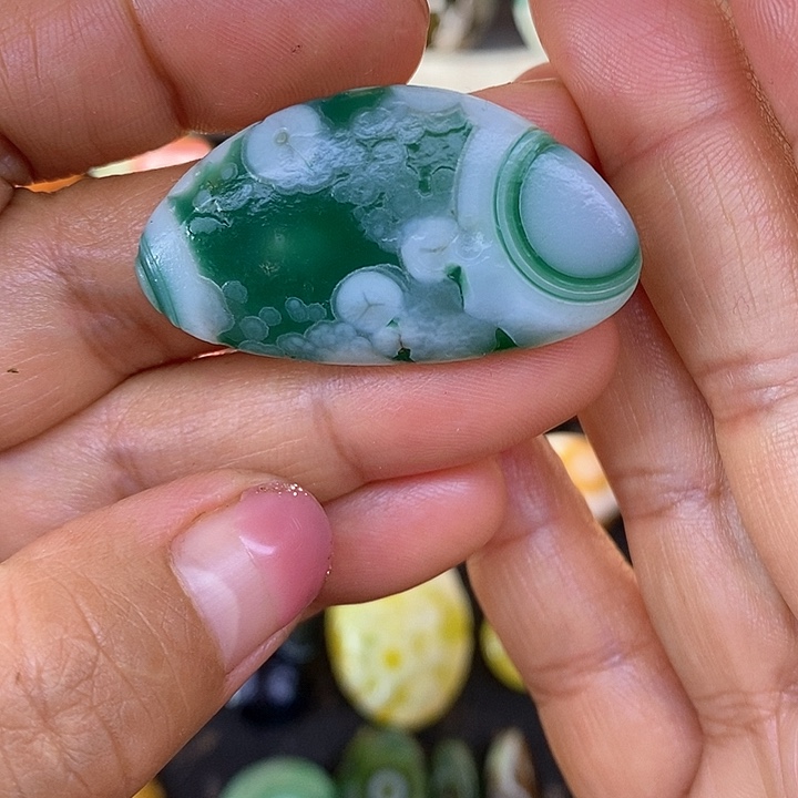 鱼，奇石，像形石无孔