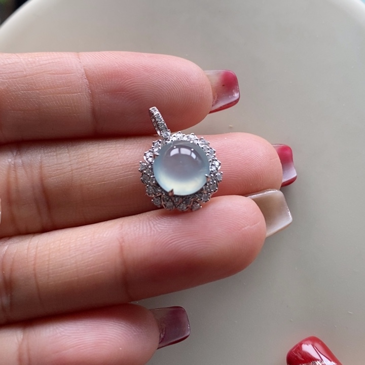 翡翠吊坠(不含链)18K金镶嵌翡翠高冰吊坠